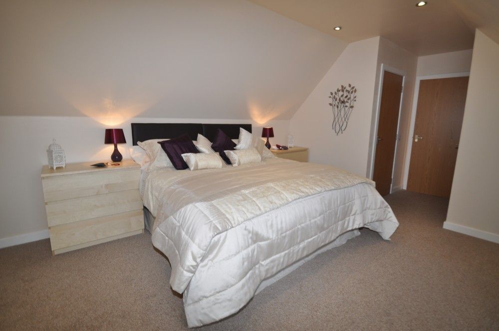 Bedroom with super king bed